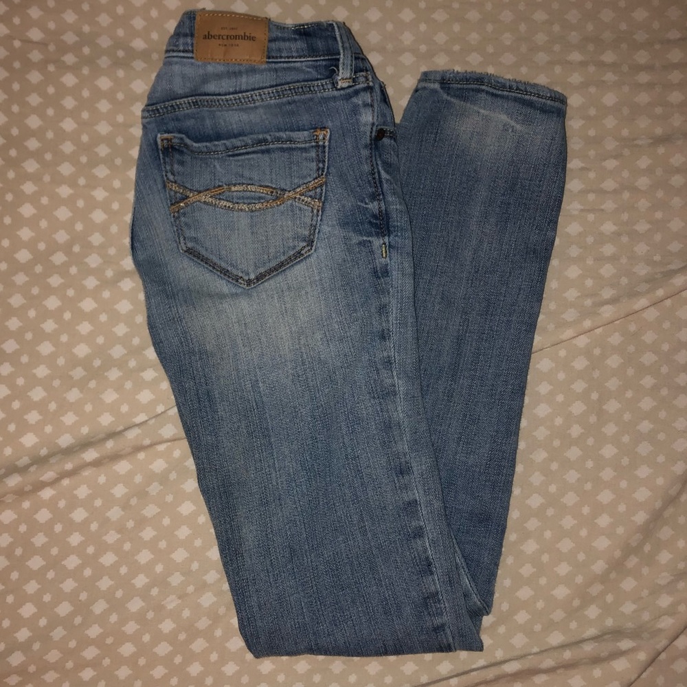abercrombie kids size 12 light denim jeans